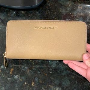 Michael Kors wallet